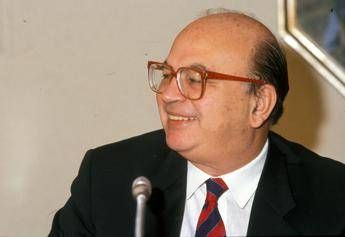 Craxi, la figlia Stefania: Bene chi scopre lo statista ma ora dica che fu perseguitato Craxi, la figlia Stefania: Bene chi scopre lo statista ma ora dica che fu perseguitato